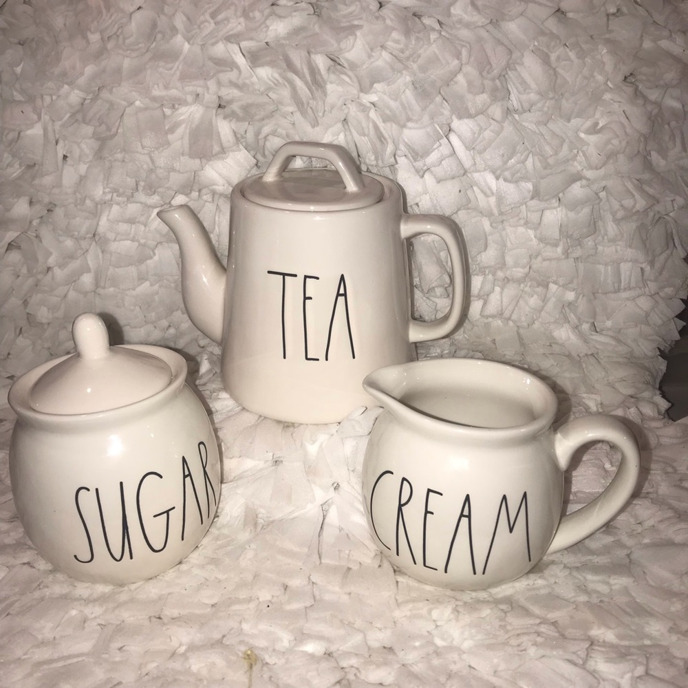 Rae Dunn Teapot Set